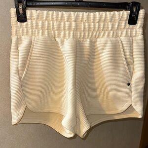 BearPaw Cream Women's Athletic Shorts